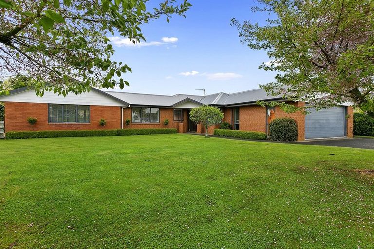 Photo of property in 3 De La Mare Drive, Leamington, Cambridge, 3432