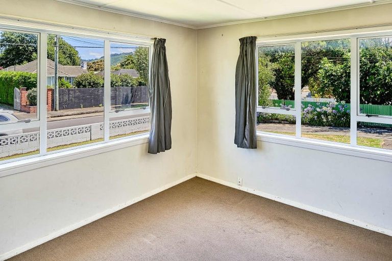 Photo of property in 7 Massey Street, Elderslea, Upper Hutt, 5018