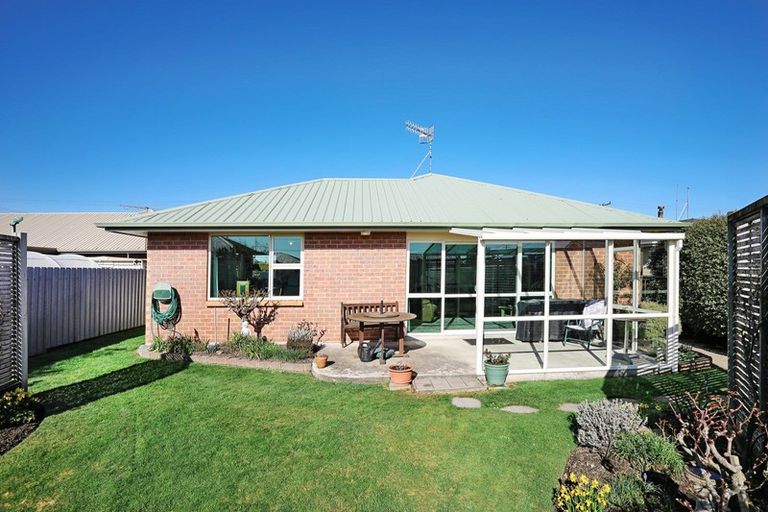 Photo of property in 102 Edinburgh Crescent, Waikiwi, Invercargill, 9810