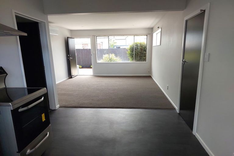 Photo of property in 3/92 Shakespeare Road, Waltham, Christchurch, 8023