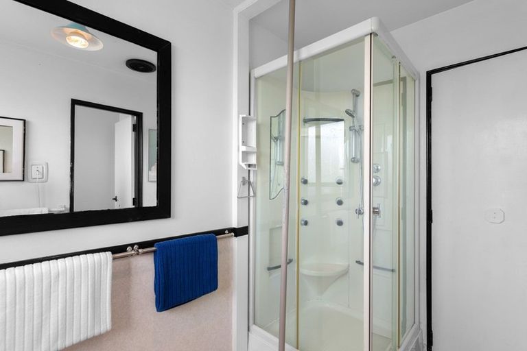 Photo of property in 1/136 Wainoni Road, Avondale, Christchurch, 8061