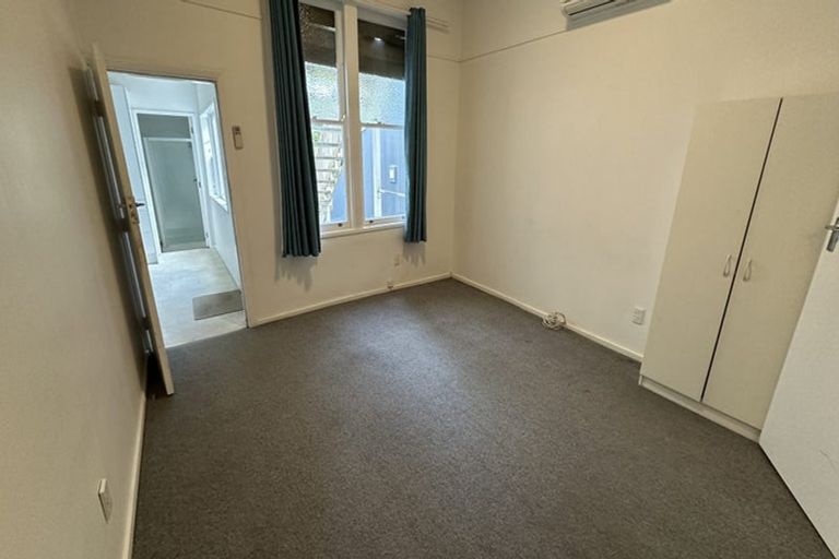 Photo of property in 62 Ellice Street, Mount Victoria, Wellington, 6011