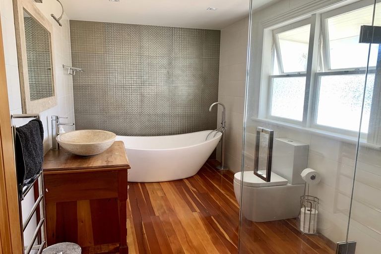 Photo of property in 143 Victoria Road, Devonport, Auckland, 0624