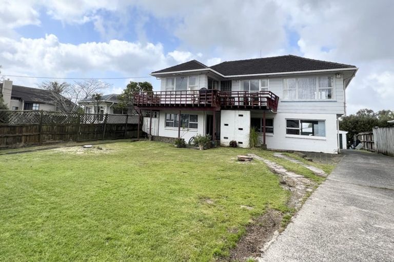 Photo of property in 72 Sunrise Avenue, Mairangi Bay, Auckland, 0630