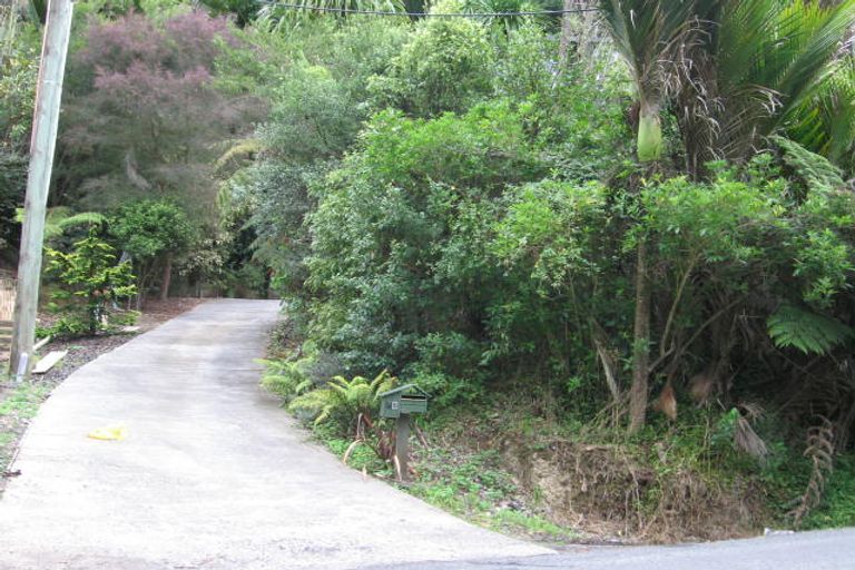 Photo of property in 48 Wood Bay Road, Titirangi, Auckland, 0604