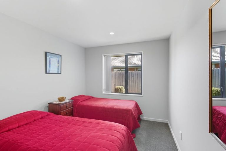 Photo of property in 87 Rannoch Drive, Broomfield, Christchurch, 8042