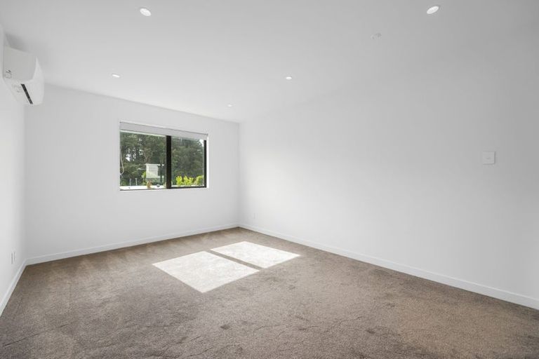 Photo of property in 40f Evelyn Place, Hillcrest, Auckland, 0627