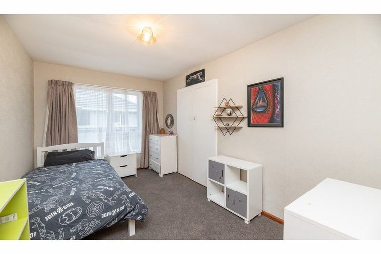 Photo of property in 18 Everest Street, Burnside, Christchurch, 8053