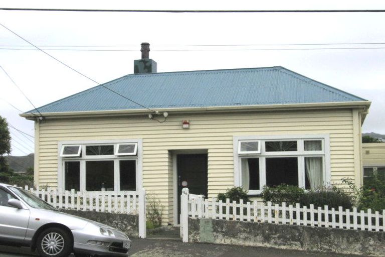 Photo of property in 126 Daniell Street, Newtown, Wellington, 6021
