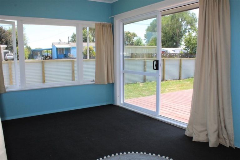 Photo of property in 22 Rangatira Drive, Mangakino, 3421