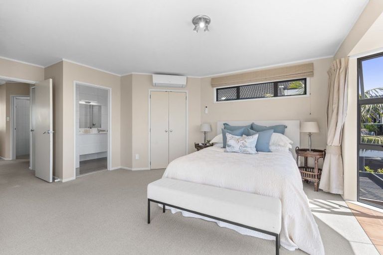 Photo of property in 18 Hine Street, New Plymouth, 4310