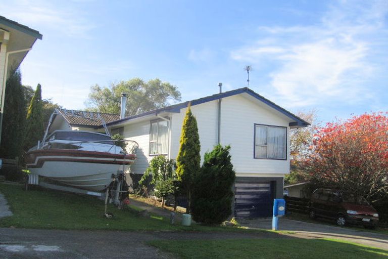 Photo of property in 7 Solander Place, Whitby, Porirua, 5024