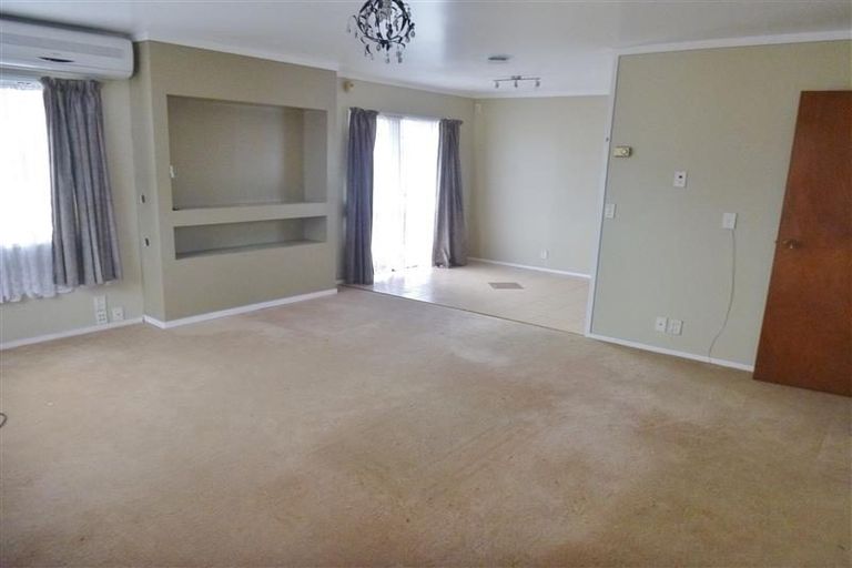 Photo of property in 7 Southview Place, Wattle Downs, Auckland, 2102