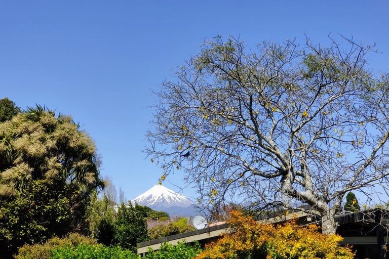 Photo of property in 179 Govett Avenue, Frankleigh Park, New Plymouth, 4310