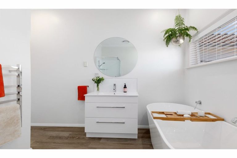 Photo of property in 67 Golders Road, Elderslea, Upper Hutt, 5018