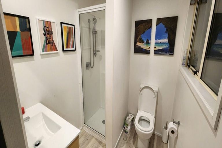 Photo of property in 15a Taylor Road, Papamoa Beach, Papamoa, 3118