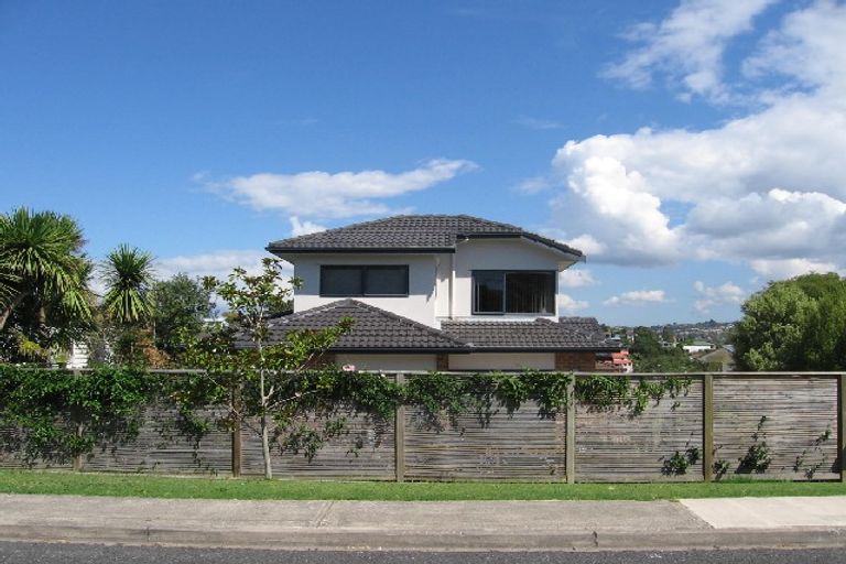 Photo of property in 9 Cliff Road, Torbay, Auckland, 0630