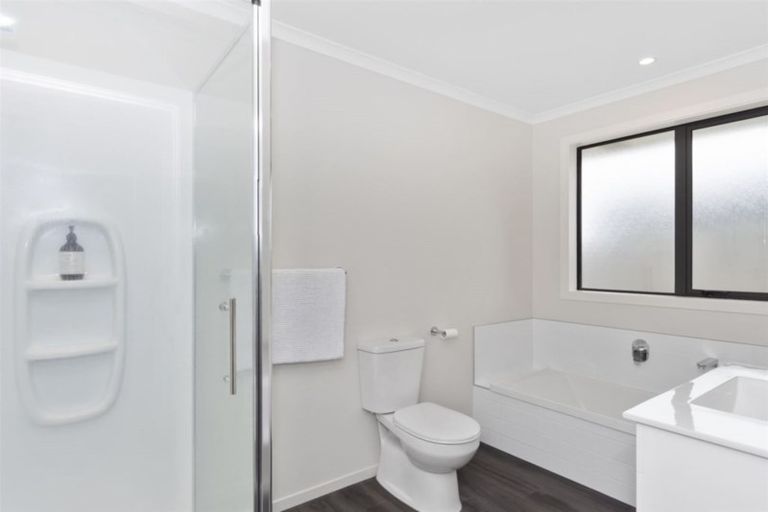 Photo of property in 99 Puhirake Crescent, Pyes Pa, Tauranga, 3112