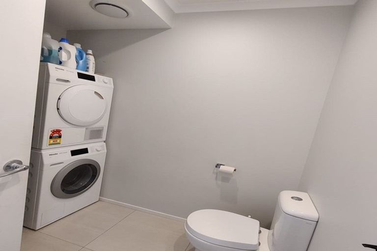 Photo of property in 76 Whenuapai Drive, Whenuapai, Auckland, 0618