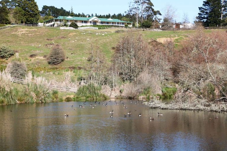 Photo of property in 59 Chamberlain Road, Bombay, 2675