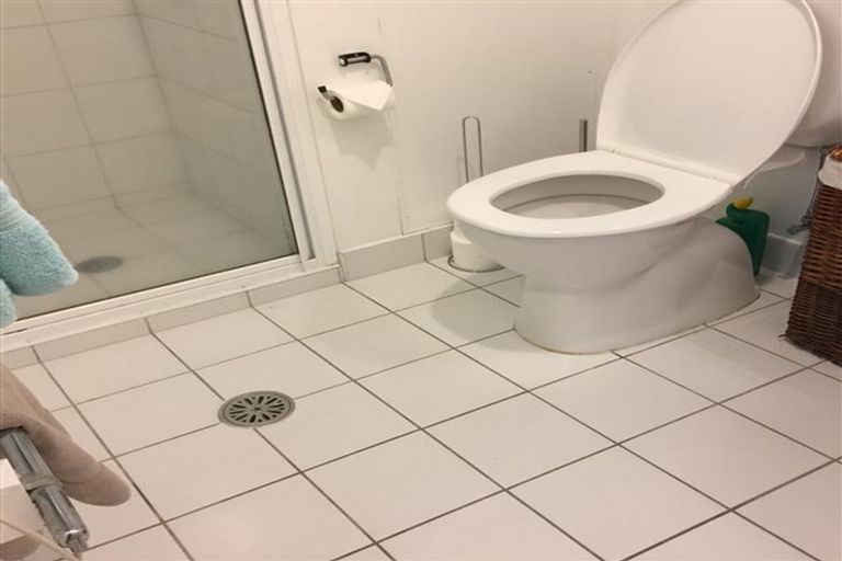 Photo of property in 4e/30 Westward Ho, Glen Eden, Auckland, 0602