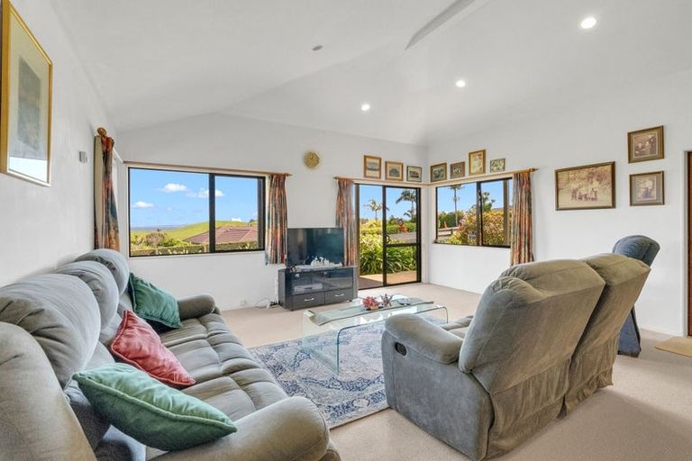 Photo of property in 13 Taipa View Road, Taipa, 0483