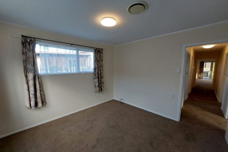 Photo of property in 77 Pembroke Street, Westown, New Plymouth, 4310