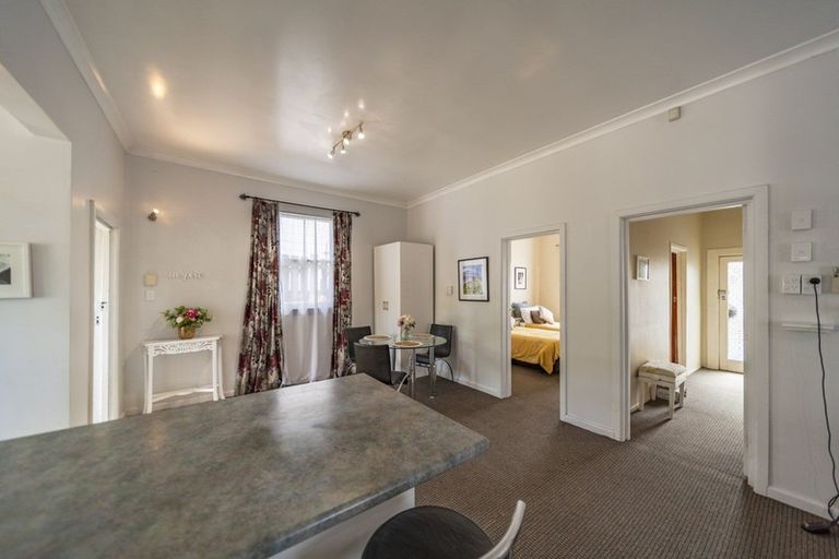 Photo of property in 8 Chaucer Road, Hospital Hill, Napier, 4110