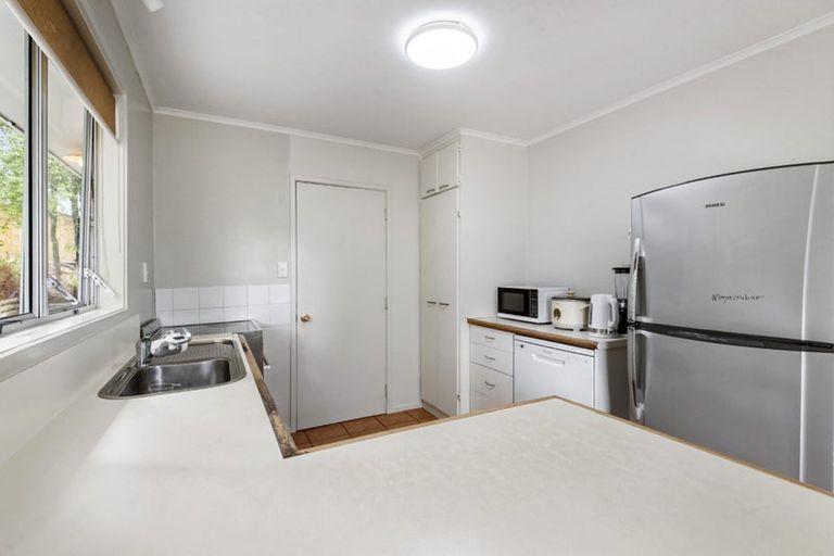 Photo of property in 51 Salamanca Road, Sunnynook, Auckland, 0620