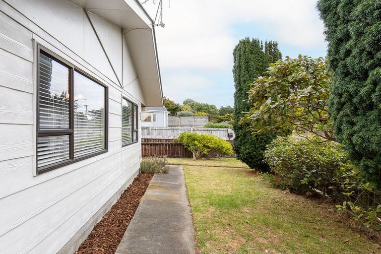 Photo of property in 10a Arnold Grove, Paraparaumu Beach, Paraparaumu, 5032