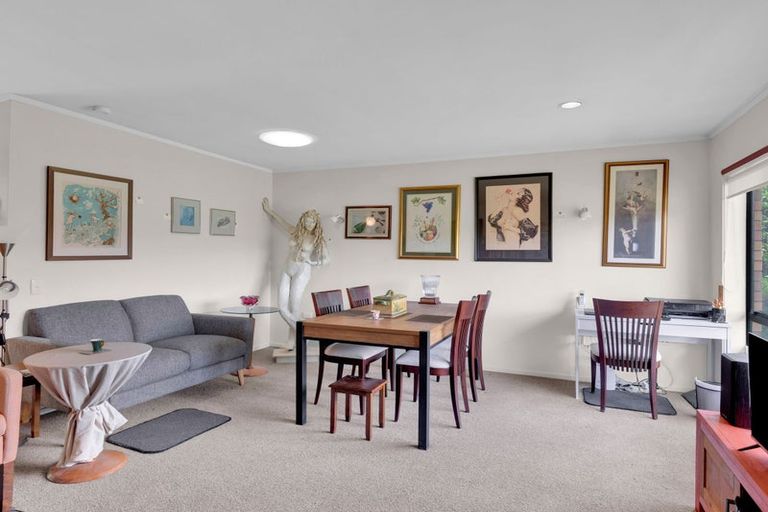 Photo of property in 42 Woodburn Avenue, Flagstaff, Hamilton, 3210