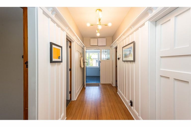 Photo of property in 49 Diamond Avenue, Spreydon, Christchurch, 8024