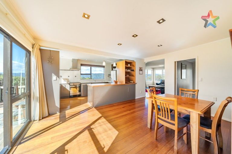 Photo of property in 4 Akatea Road, Korokoro, Lower Hutt, 5012