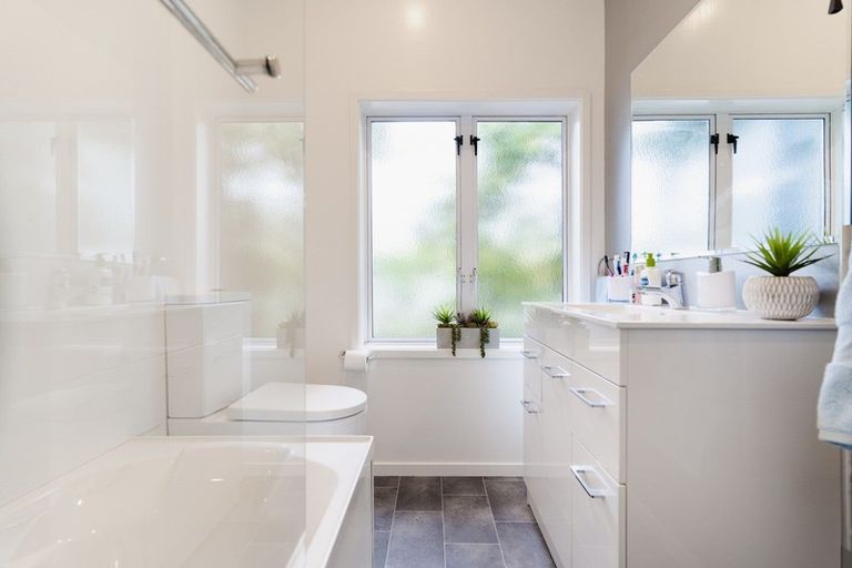 Photo of property in 121 Kenmure Road, Belleknowes, Dunedin, 9011