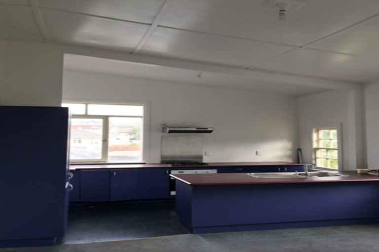 Photo of property in 35 Hankey Street, Mount Cook, Wellington, 6011