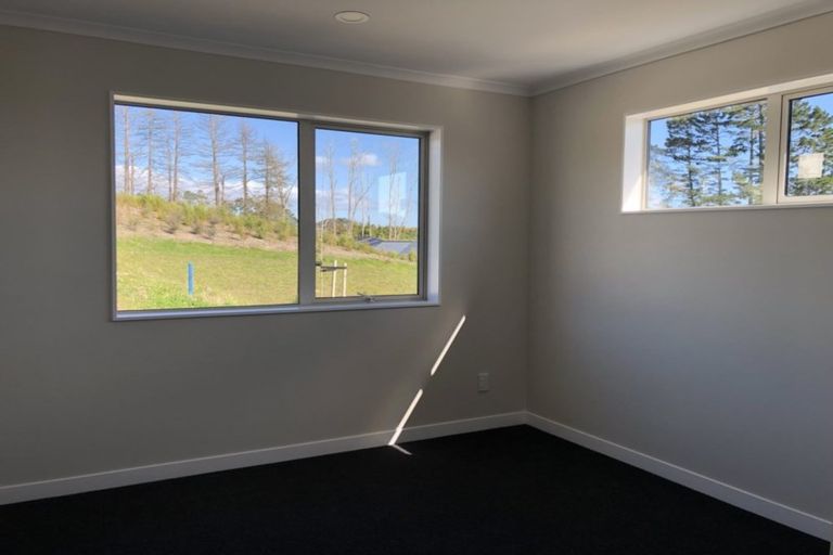 Photo of property in 78 Jeroboam Loop, Kumeu, 0810