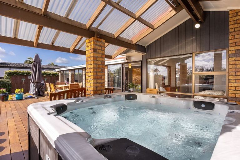 Photo of property in 43 Clyside Avenue, Half Moon Bay, Auckland, 2012