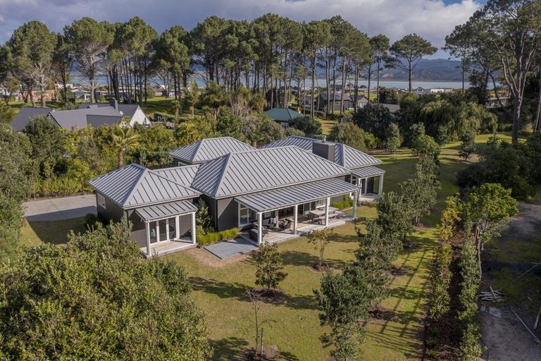 Photo of property in 759 Matarangi Drive, Matarangi, Whitianga, 3592