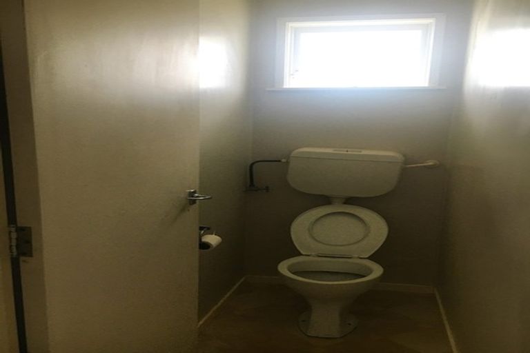 Photo of property in 13 Mayville Avenue, New Lynn, Auckland, 0600