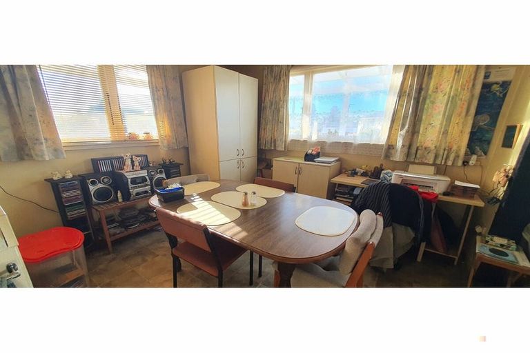 Photo of property in 5 Edward Street, Waimate, 7924