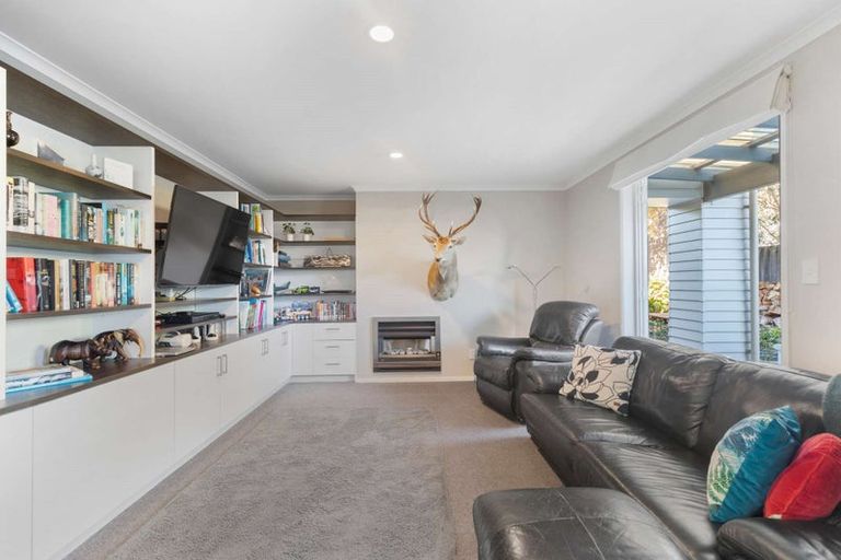 Photo of property in 49 Clare Street, Cambridge, 3434