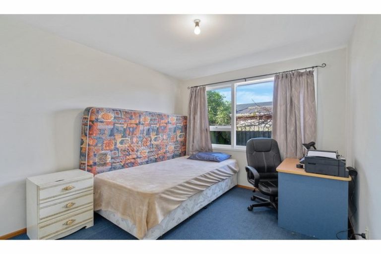 Photo of property in 2/4 Taranui Place, Bromley, Christchurch, 8062