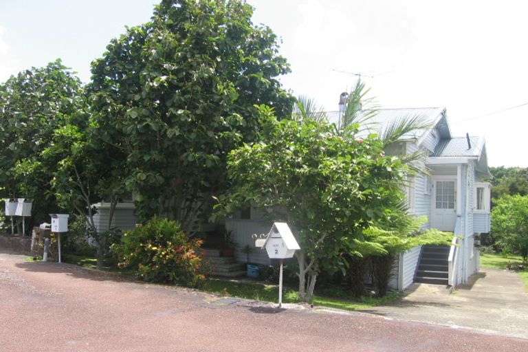 Photo of property in 22 Woodbine Avenue, Greenlane, Auckland, 1051
