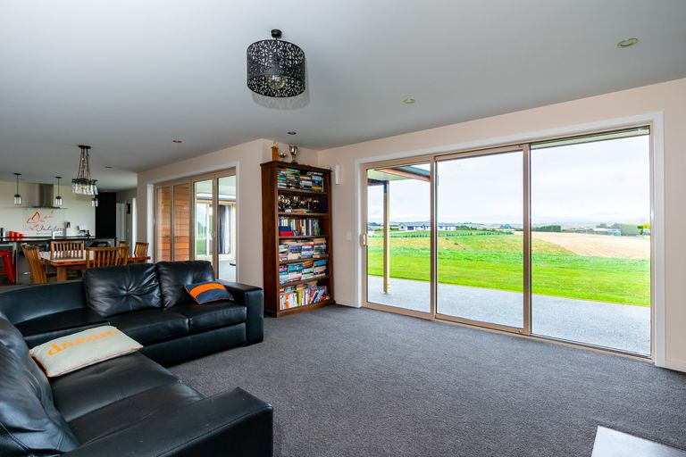 Photo of property in 437 Rolling Ridges Road, Levels Valley, Timaru, 7975