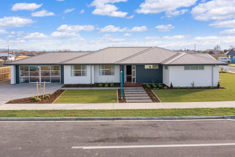 Photo of property in 43 Wai Iti Avenue, Redwoodtown, Blenheim, 7201