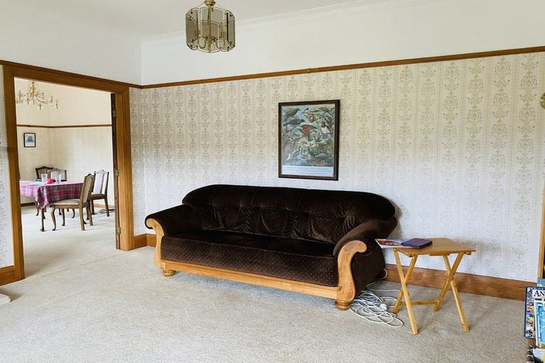 Photo of property in 13 Burrows Avenue, Karori, Wellington, 6012