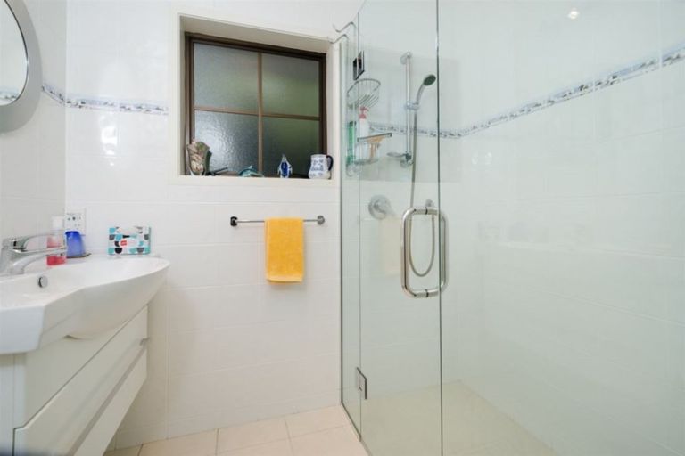 Photo of property in 28 Sarah Todd Lane, Waimauku, 0812