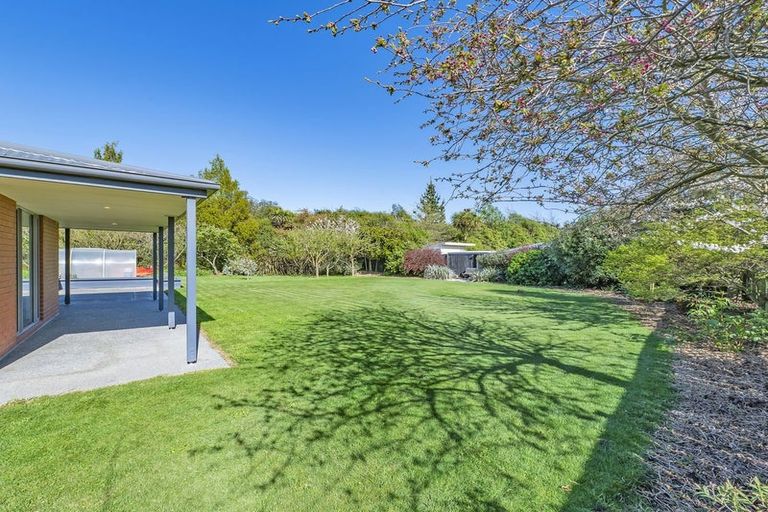 Photo of property in 4 Perrin Place, Darfield, 7510