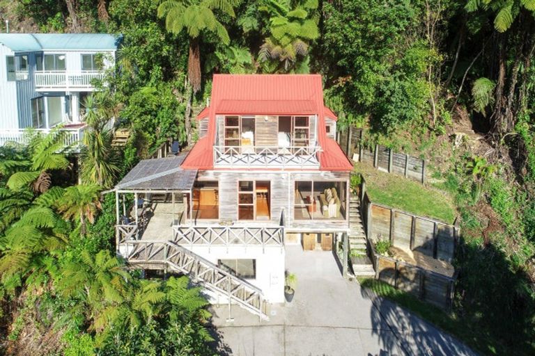 Photo of property in 92 Okareka Loop Road, Lake Okareka, Rotorua, 3076