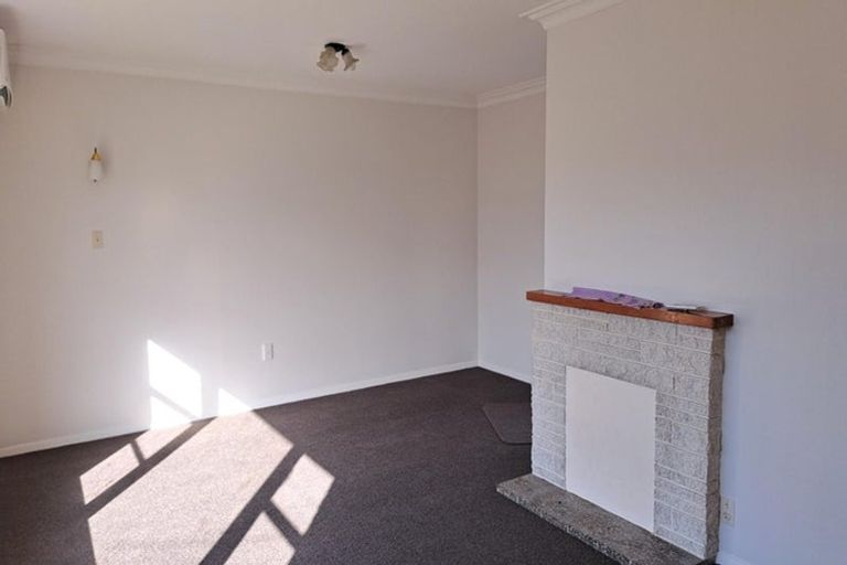Photo of property in 303 Waiwhetu Road, Fairfield, Lower Hutt, 5011